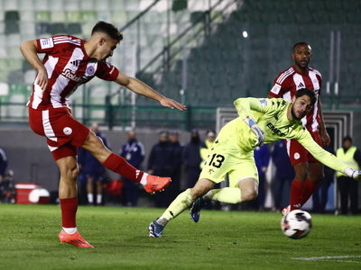 Ο Ολυμπιακός 1-1 με την Καλλιθέα, γκέλα ...