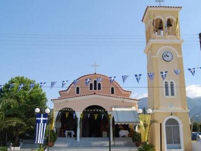 Θρησκευτική πανήγυρη στο ναό της Αγίας Ε...