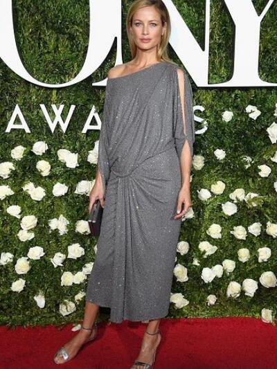 ΚΑΡΟΛΙΝ ΜΕΡΦΙ ΜΕ MICHAEL KORS