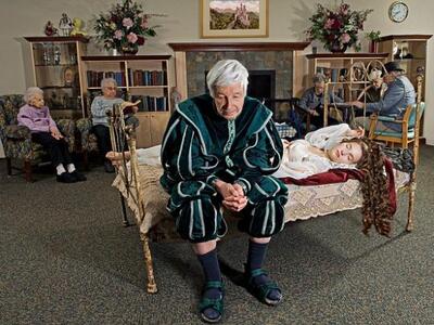  Και ο πρίγκιπας της Ωραίας Κοιμωμένης, ...