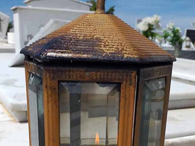 Δυτική Αχαϊα: Έκλεψαν λιβανιστήρια και κ...