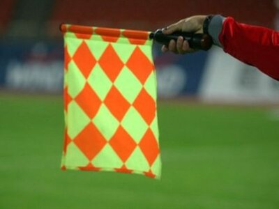 Ο διαιτητής ...σπρίντερ! - δείτε το βίντεο