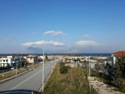 Βόρεια - βορειοδυτικά