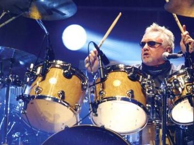 Στην Κεφαλονιά για διακοπές ο ντράμερ το...