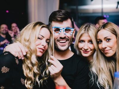 ΗΤΑΝ ΟΛΟΙ ΕΚΕΙ: ΔΕΙΤΕ ΠΟΛΛΕΣ ΦΩΤΟ ΑΠΟ ΤΟ...