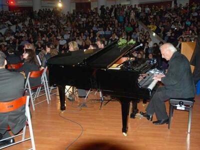 Αξέχαστες επιτυχίες αποκλειστικά αφιερωμ...