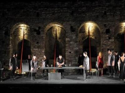 Το Θέατρο Πάτρας Ομάδα Δράσης της Τέχνης...