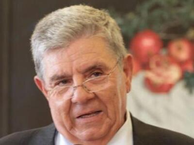 Δήμαρχος Πύργου: Ευχές και αιχμές από το...