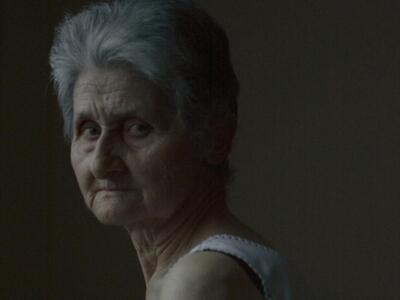 74χρονη γιαγιά από την Πέλλα πόζαρε για ...
