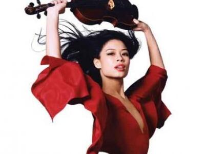 Η διάσημη βιολονίστρια Vanessa Mae αυτή ...