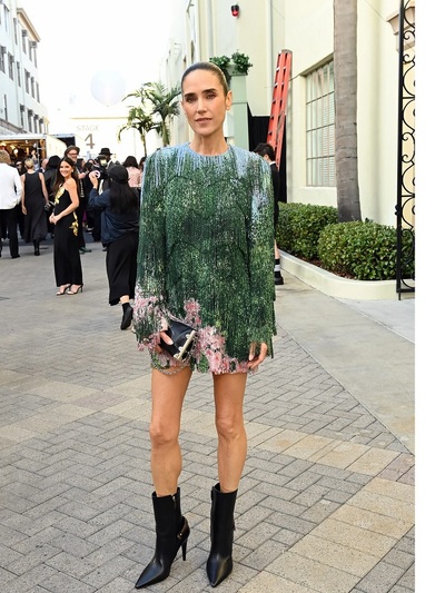 Tζένιφερ Κόνελι με Louis Vuitton