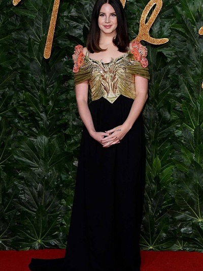 ΛΑΝΑ ΝΤΕΛ ΡΕΙ ΜΕ GUCCI