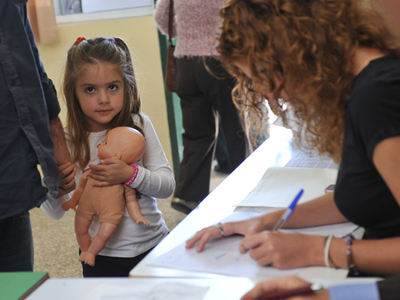 Δουλεύουμε λιγότερο απ΄όσο ψηφίζουμε!