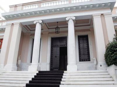 Στόχος της κυβέρνησης να κλείσει η διαπρ...