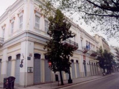 Πάτρα: Η τοποθέτηση υπόγειων κάδων στην ...