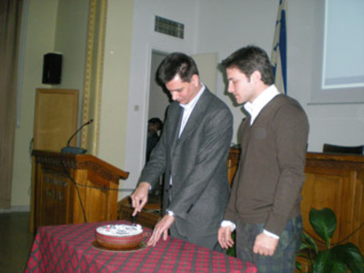 Η κοπή πίτας του Πειραματικού