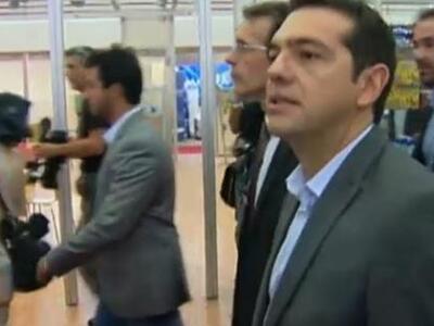 Ζωντανά: Η ομιλία και η συνέντευξη τύπου...