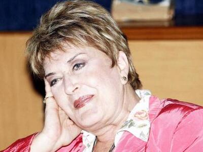 Βάσια Τριφύλλη: “Τιμωρήθηκα για τις εκτρ...