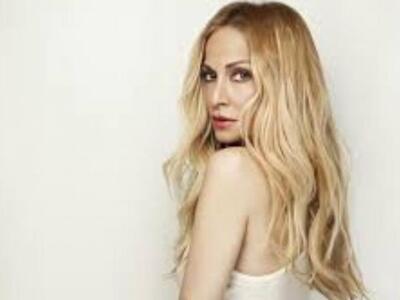 Άννα Βίσση: Η πρώτη επίσημη φωτογραφία α...