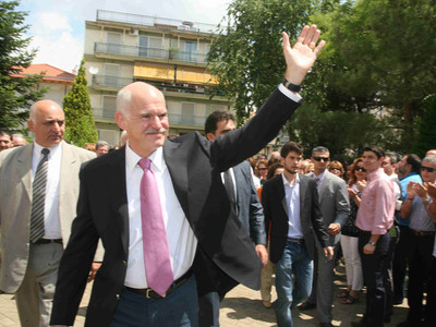 Παπανδρέου : Αστεία και επικίνδυνα τα πε...