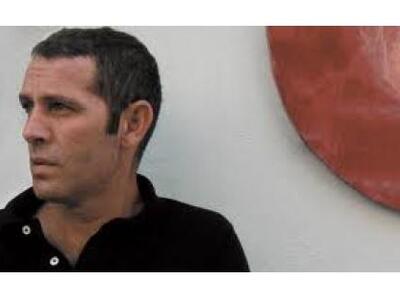 Ο ροκ καλλιτέχνης Παύλος Παυλίδης & ...