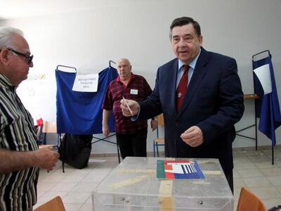 Καρατζαφέρης:Θέλω να πιστεύω ότι οι Έλλη...