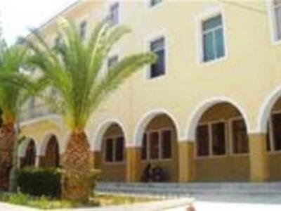 Ερίζουν για τα δημόσια κτίρια στη Ζάκυνθο