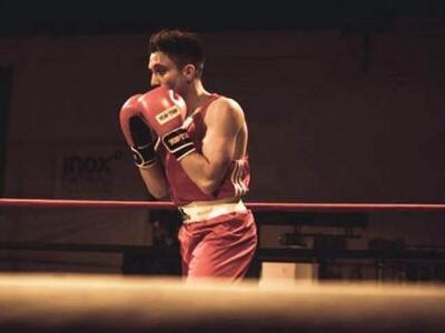 Σάκης Πεφάνης: "Το βλέμμα και το χε...