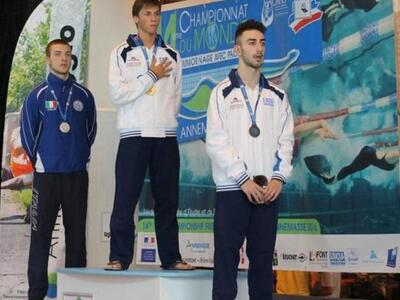 Τεχνική κολύμβηση: Χρυσό μετάλλιο και πα...