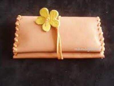 Εργαστήρια Κατασκευών με δέρμα από το Αχ...