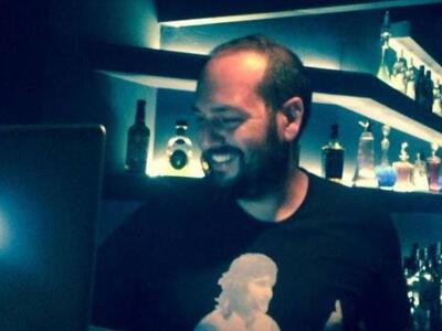 O Kωνσταντίνος Γεωργίου στα decks