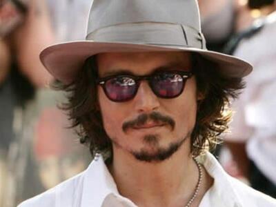 Έπεσε ο Johhny Depp – Δείτε το βίντεο