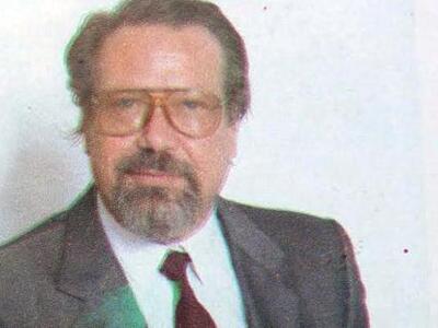 Πέθανε ο θεατρικός συγγραφέας και δημοσι...