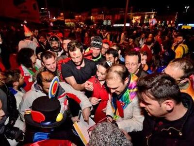 Πάτρα: Καρναβαλική νύχτα με...ερωτοκοντρ...