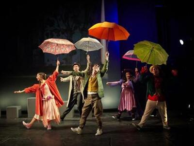 Η περιπέτεια των 4 εποχών ανεβαίνει στο σανίδι…