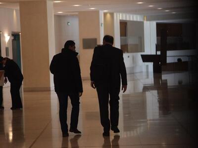 Τέλειωσε η συνάντηση Κυβέρνησης και θεσμ...