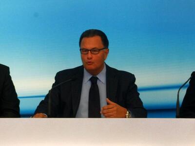 Αντιδράσεις από την ομιλία Παπανδρέου