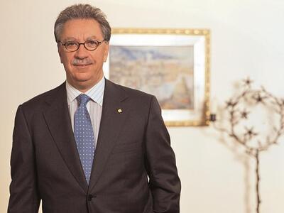 Τράπεζα Πειραιώς: Επίτιμος Πρόεδρος ο Μι...