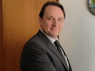 Επαφές με φορείς έχει σήμερα στην Πάτρα ...