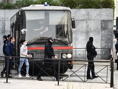 Κολωνός: Κεκλεισμένων των θυρών η δίκη γ...