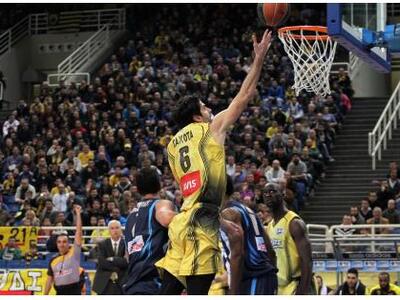 Η ΑΕΚ επιβλήθηκε με 76-67 του αξιόμαχου ...