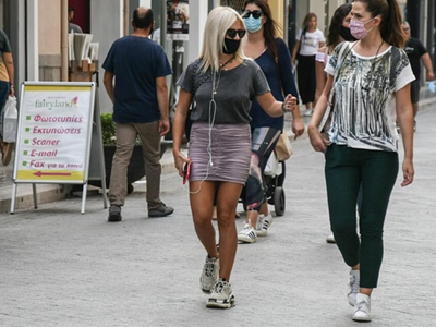 Κορωνοϊός: Οι διακοπές «μεταφέρουν» τα κ...