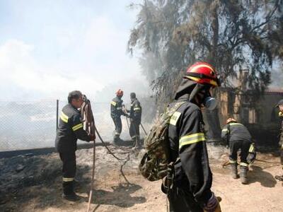Αχαΐα: Υπό έλεγχο τα πύρινα μέτωπα σε Λε...