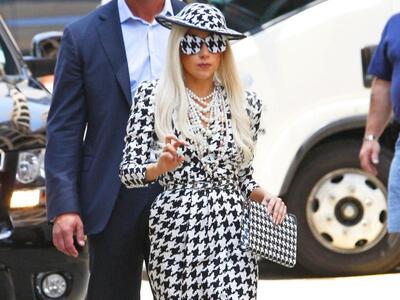 Κι όμως η Lady Gaga το φόρεσε καλύτερα απ' όλες!