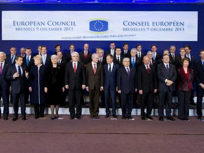 Ζητούν από την Ελλάδα "θυσίες"...