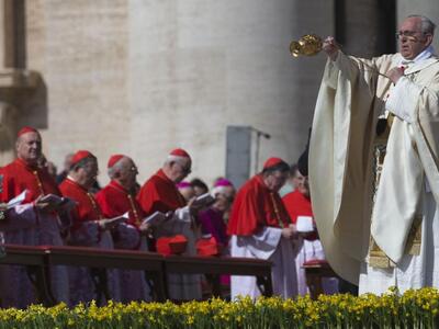 Ιστορική κίνηση από το Βατικανό: Καλεί σ...