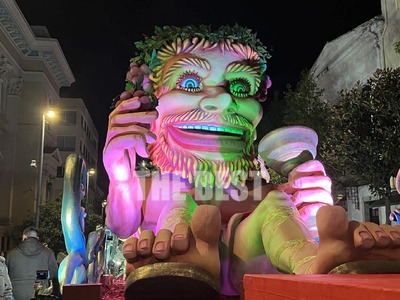 Πατρινό Καρναβάλι 2026: Τα φωταγωγημένα ...