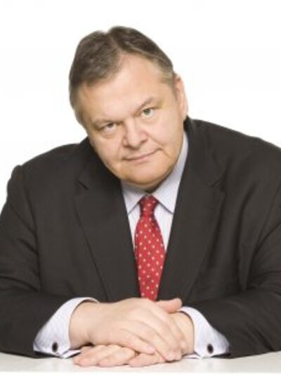 Σε επιφυλακή οι στρατιωτικές μονάδες Αττικής