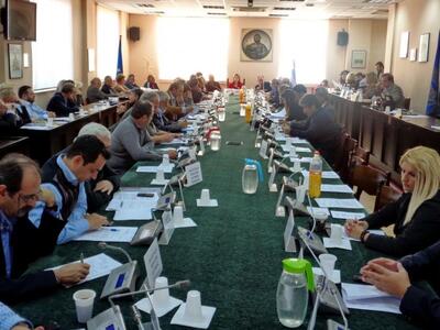 Πάτρα: Ειδική συνεδρίαση του Περιφερειακ...