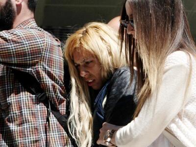 Οι γονείς της Άννυ διασκέδαζαν σε μπαρ τ...